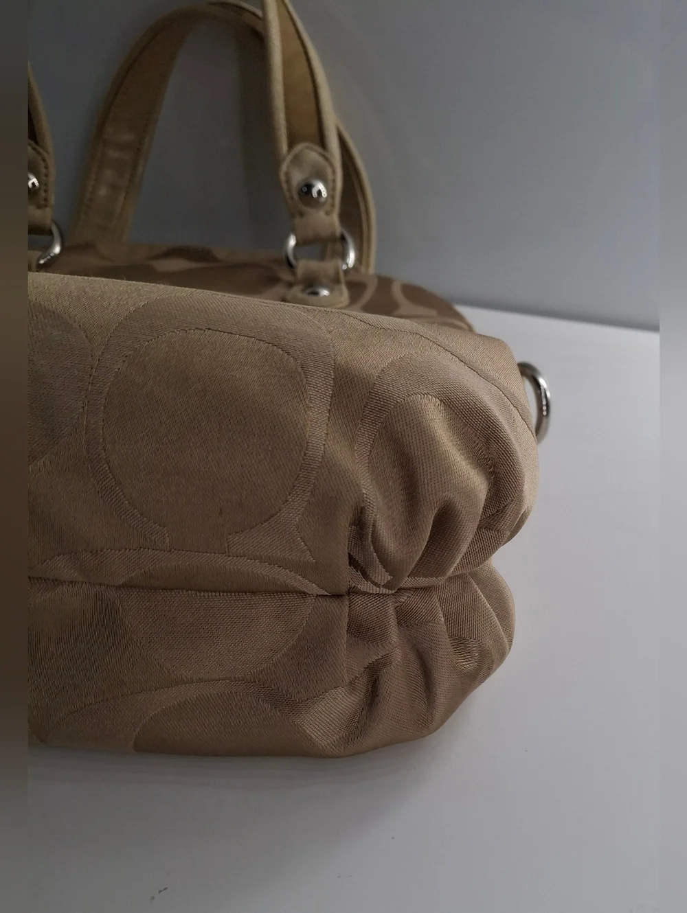 Coach Poppy Signature Sateen Pocket Hobo 18708 EUC - Picture 5 of 8